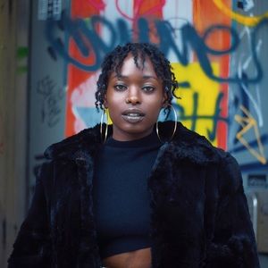 Meet your Posher, Angie